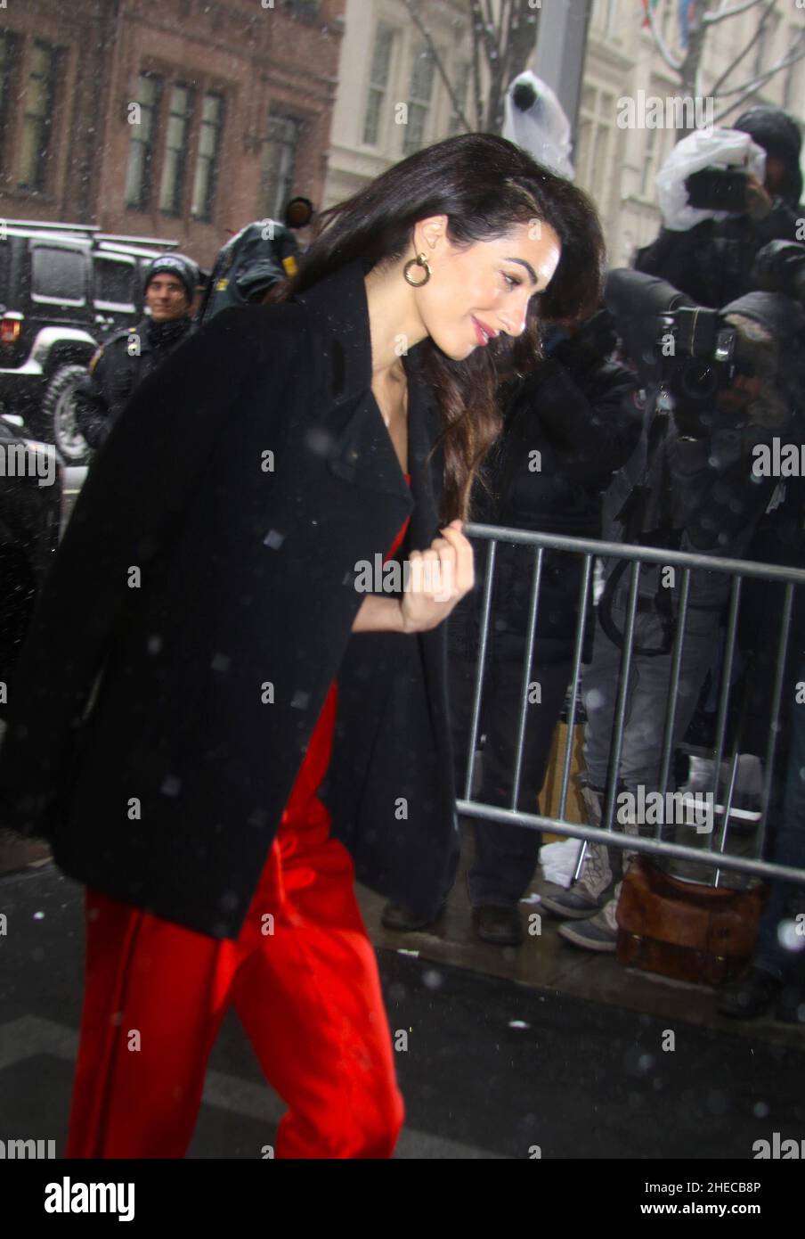 New York NY 20190220 Amal Clooney Arrives At Meghan Markle S Baby   New York Ny 20190220 Amal Clooney Arrives At Meghan Markle`s Baby Shower Pictured Amal Clooney Jose Perez 2HECB8P 